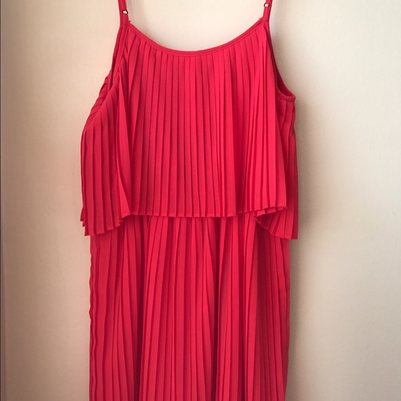 Coral dress - Picture 1 of 2