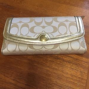 Coach wallet