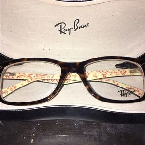 RAY-BAN readers. Clear lenses 2016