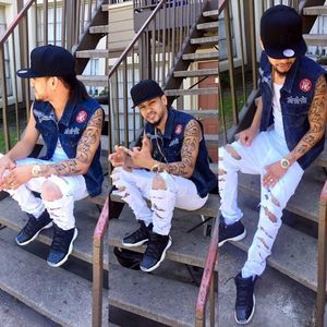 Meet your Posher, Julio isaias