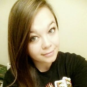 Meet your Posher, Brittney