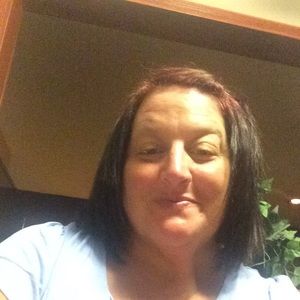 Meet your Posher, Lora