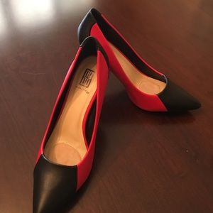 Traffic-stopping red & black heels with padding