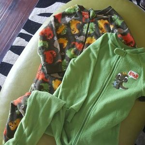Boys 5T blanket sleeper pajamas