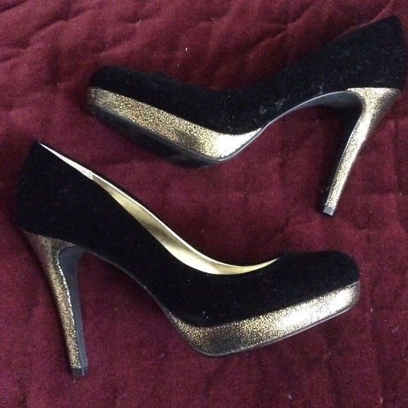 Style & Co. Shoes - Free with any bundle