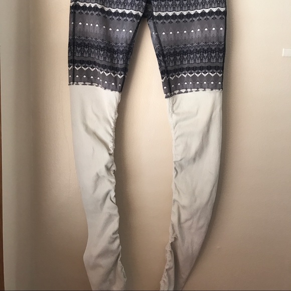 Alo yoga goddess leggings - Picture 2 of 2