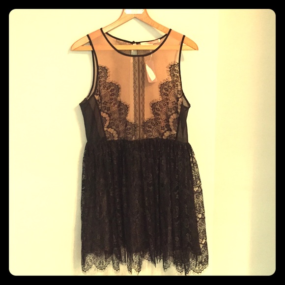 Forever 21 Holiday Dress. NWT. Retails at $27.