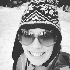 Meet your Posher, Sara