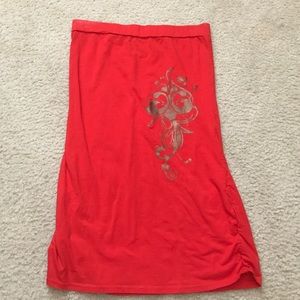 Red tube Dereon shirt