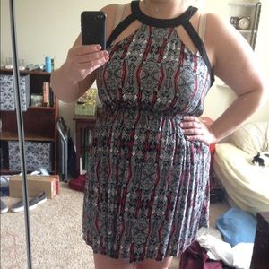 Flattering cocktail dress no accessories needed!