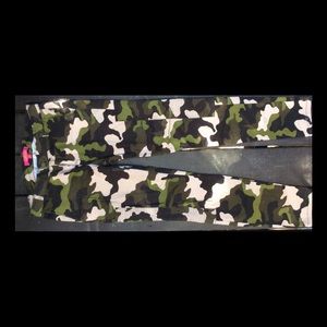 Catherine Malandrino Camouflage pants