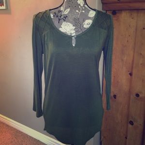 Lucky Brand long sleeve top. Size M