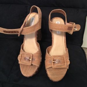 Heeled platform sandals