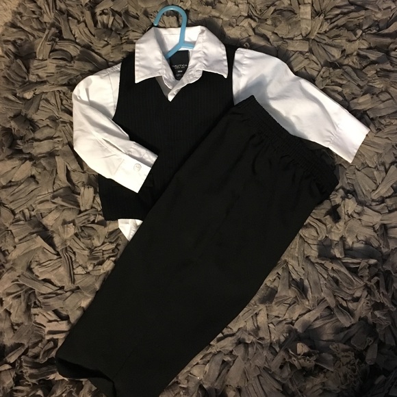 Nautica three piece suit