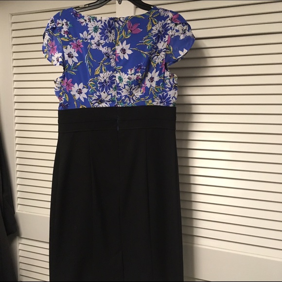 Dress - Picture 2 of 4