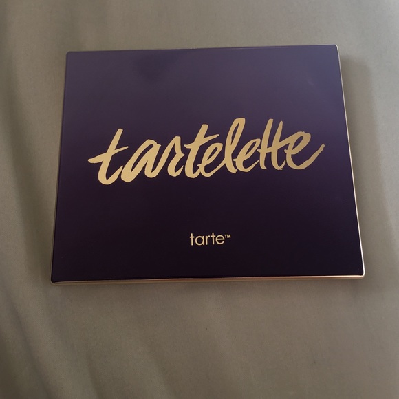 Tarte Tartelette eyeshadow palette