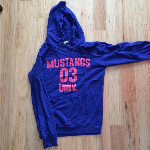 Forever 21 sweatshirt