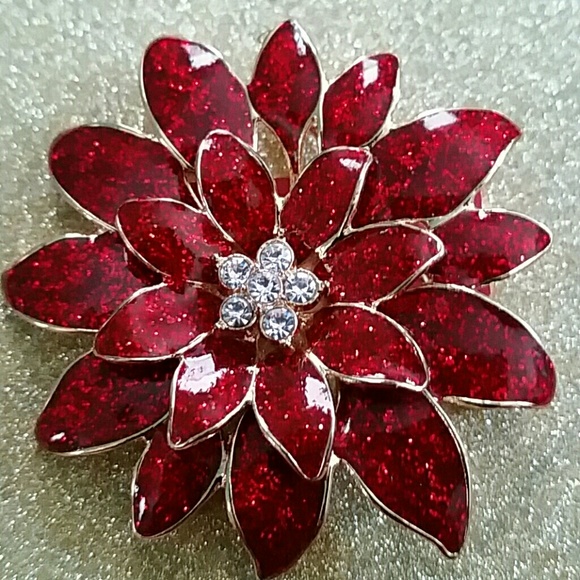 NWB Wreath Pin - Picture 2 of 2