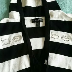 Cropped bebe longsleeve w hood