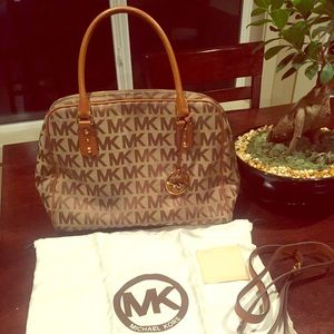 Michael Kors purse