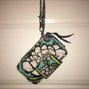 💙Blue and Green💚 Vera Bradley 👛Wristlet/ Wallet