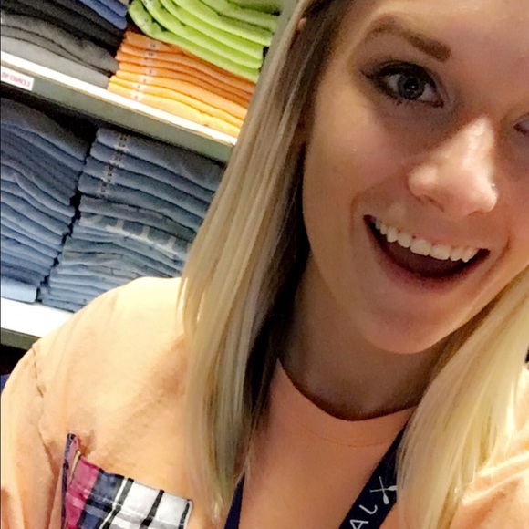 Meet your Posher, Abby