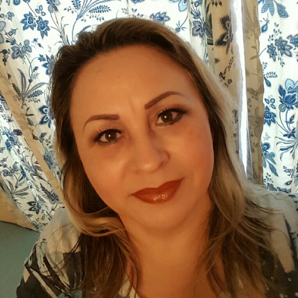 Meet your Posher, Maria - Picture 1 of 1