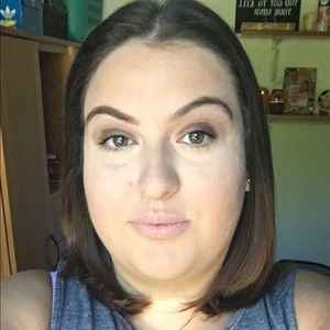 Meet your Posher, Jacqueline