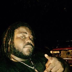 Meet your Posher, Emmanuel