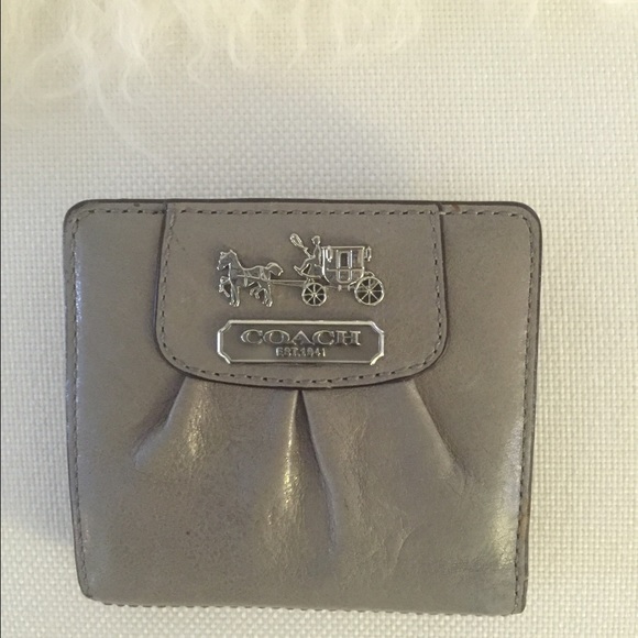 Light Gray & Pink Wallet 3+ CC holders and zipper