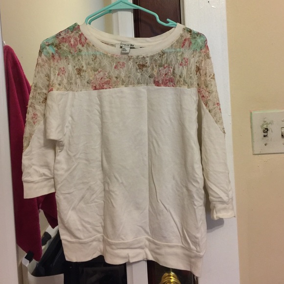 Forever 21 floral detail sweater