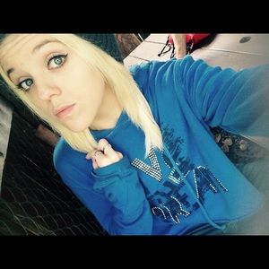 Meet your Posher, Kylee