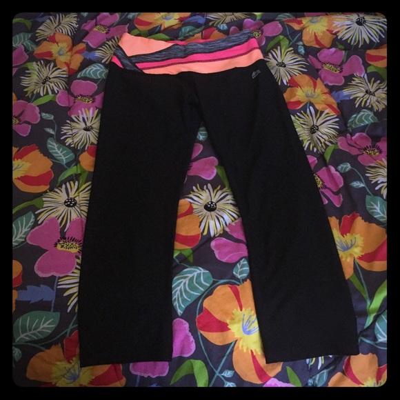 Yoga Capri