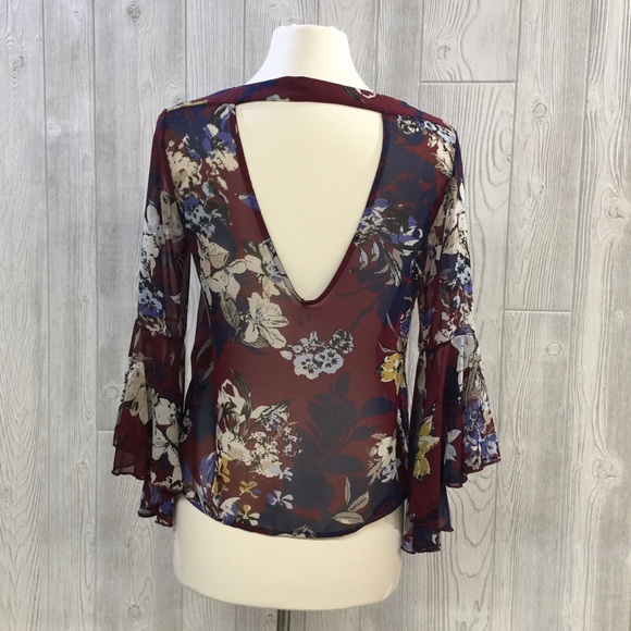 Floral Print Chiffon Bell Sleeve Blouse - Picture 3 of 4