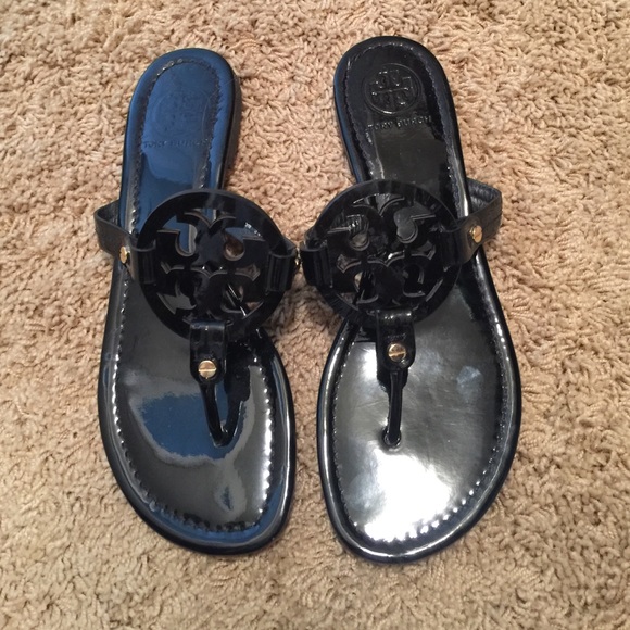 New Tory burch patent sandals size 8