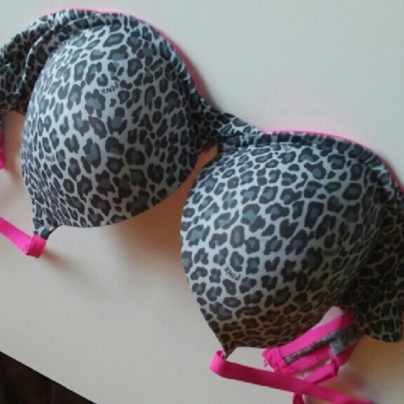 VS Bra - Picture 1 of 3