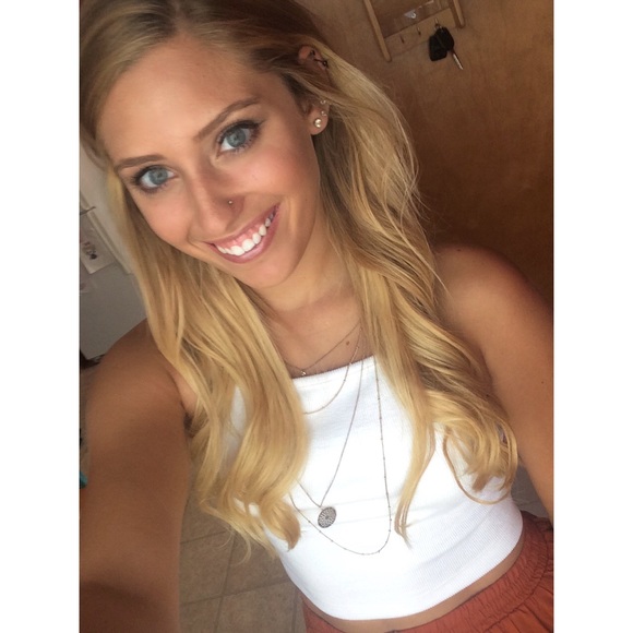 Meet your Posher, Julia - Picture 1 of 1