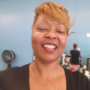 Meet your Posher, Nadine