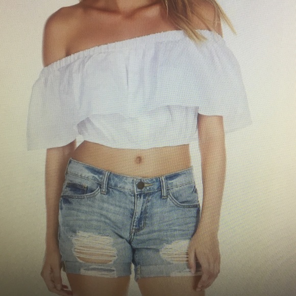 Off shoulder crop top