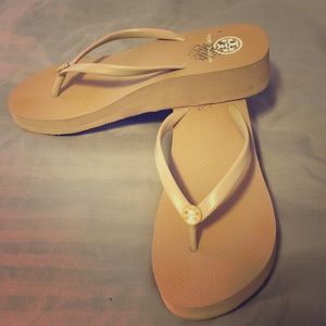 Tory B sandals
