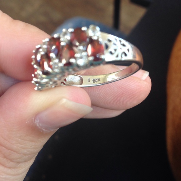 Garnet ring - Picture 4 of 4