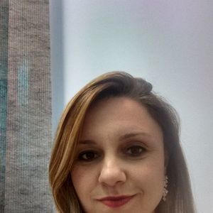 Meet your Posher, Aline