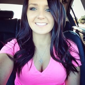 Meet your Posher, Raychel