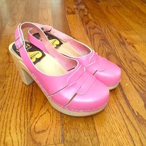 Swedish Hasbeens Sky High Mary Jane Clogs