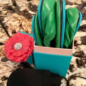 Clover green Tieks! Size 9.