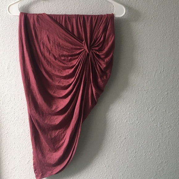 Asymmetrical skirt