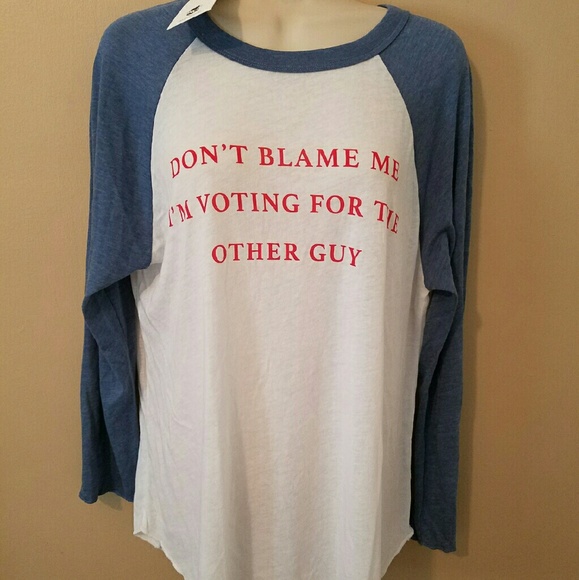 WILDFOX TEE DONT BLAME ME - Picture 2 of 4