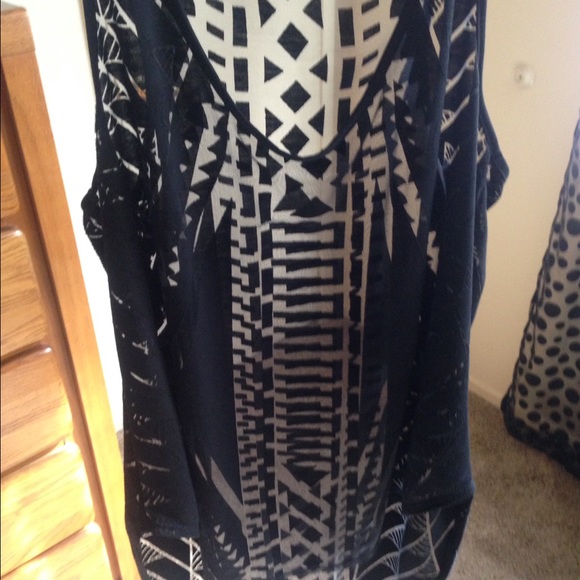 Mossimo tank NWOT - Picture 2 of 3