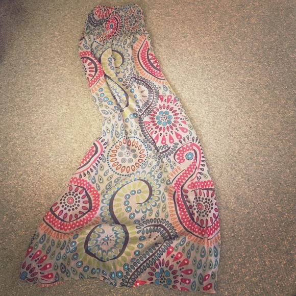 Strapless printed maxi dress