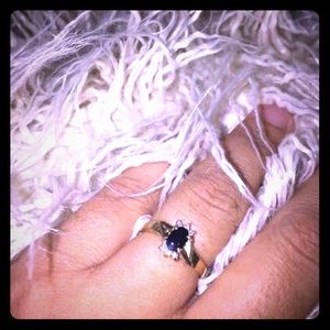 10k yellow gold dark blue sapphire size7